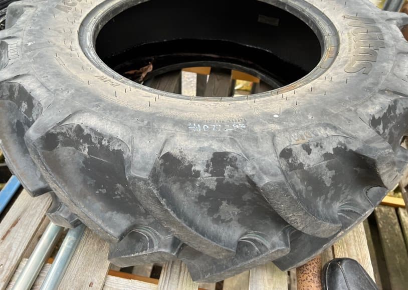 Jcb 320/70R20 Tyre