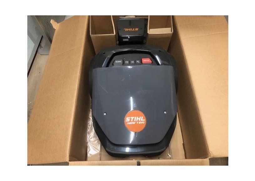 Stihl IMOW 7 EVO Robotic Mower