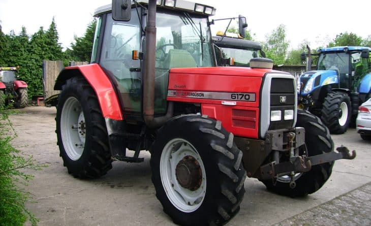 1998 1998 - Massey Ferguson 6170 4wd Dynashift 40K Tractor c/w Manual Forward/Reverse, Front Links & PTO SOLD