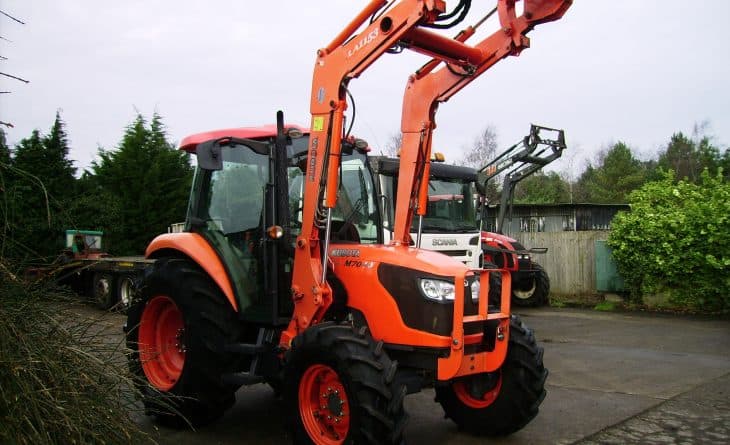 2013 Kubota M7040 4wd 40K c/w Kubota LA1153 Power loader, 2013, Only 201 hours. SOLD