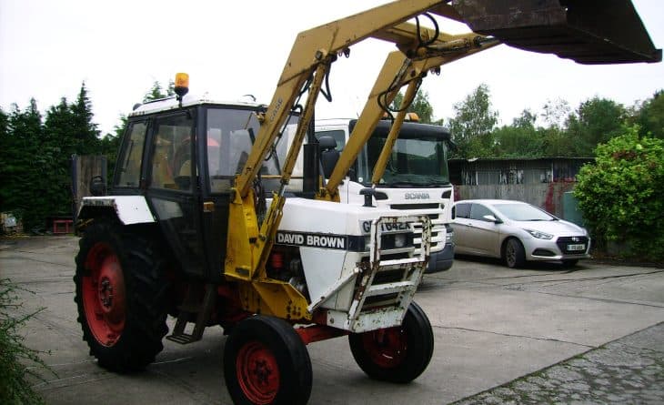 1981 David Brown 1390 2wd tractor c/w Case International Power Loader, Only 6,288 hours. SOLD