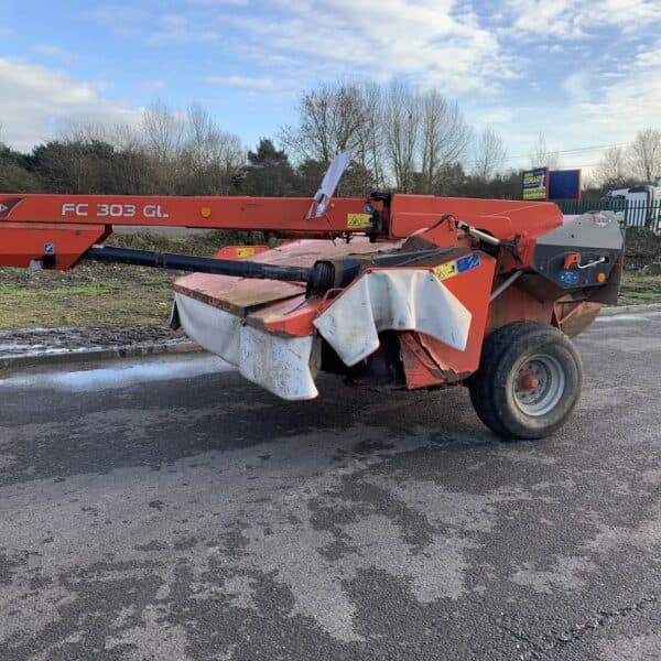 USED Kuhn FC 303GL Mower Conditioner For Sale