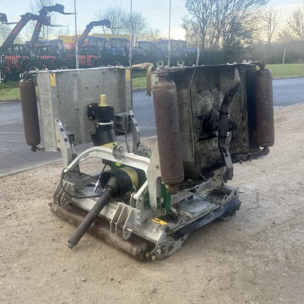USED Major MJ65-300 CS Pro Mower For Sale